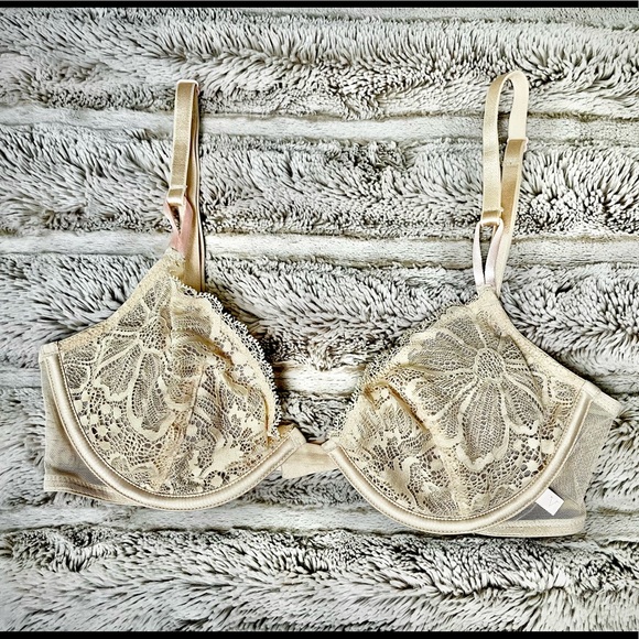 Victoria’s Secret Sexy Tee Unlined Demi Nude Floral Lace Bra - Picture 5 of 7